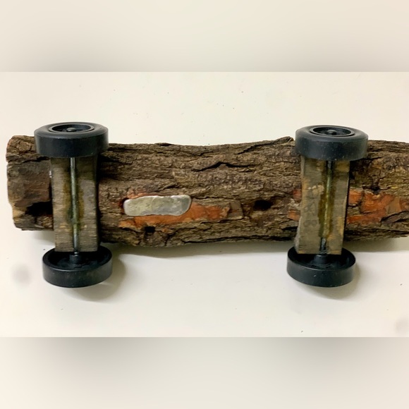 1980s Vintage Hand Crafted Homemade Wooden Tree Log Pinewood Derby Race Car - Picture 3 of 12